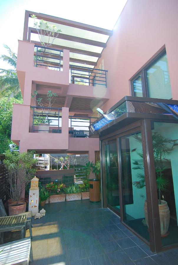 Six-Bedroom House