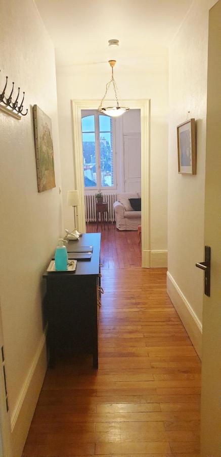 Apartment Bonnard - best view in Dijon 90 sqm airconditioned apart - Chambres d'hôtes Dijon