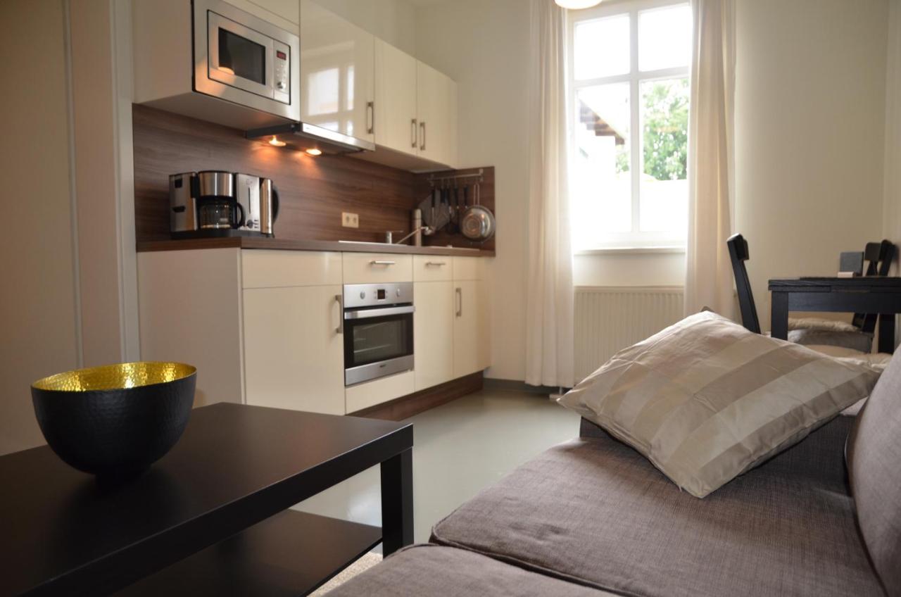 One-Bedroom Apartment (2 Adults) - Basement