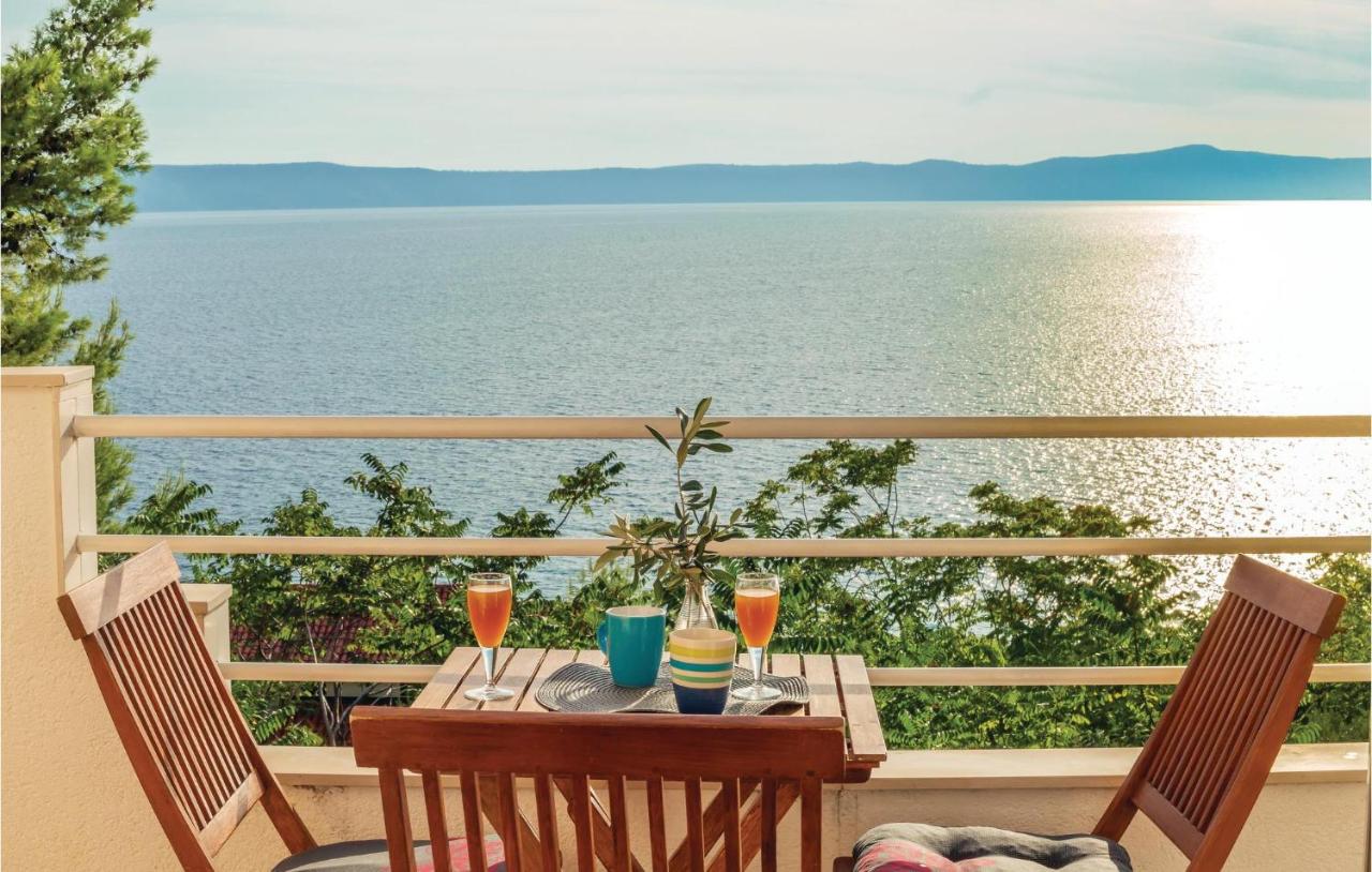 B&B Zivogosce - Pet Friendly Apartment In Zivogosce With House Sea View - Bed and Breakfast Zivogosce