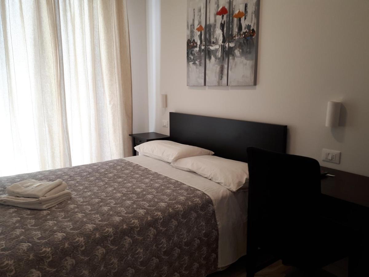 Camera Singola con Bagno Privato