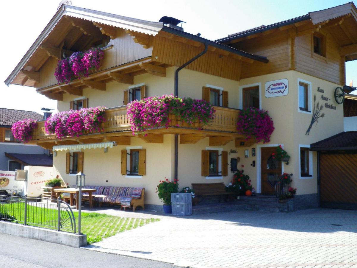 B&B Westendorf - Nice apartment in Westendorf Tyrol near ski area - Bed and Breakfast Westendorf