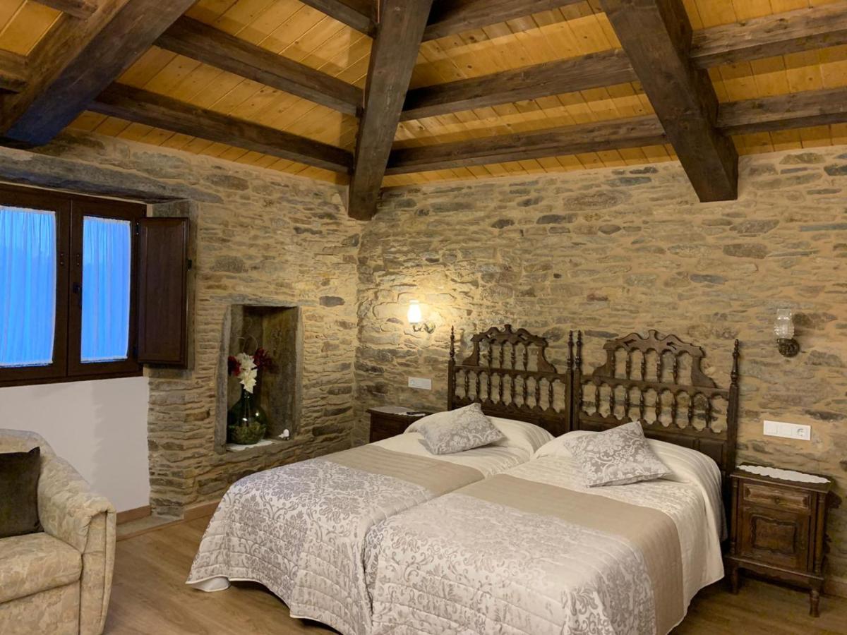 Deluxe Double Room with Shower