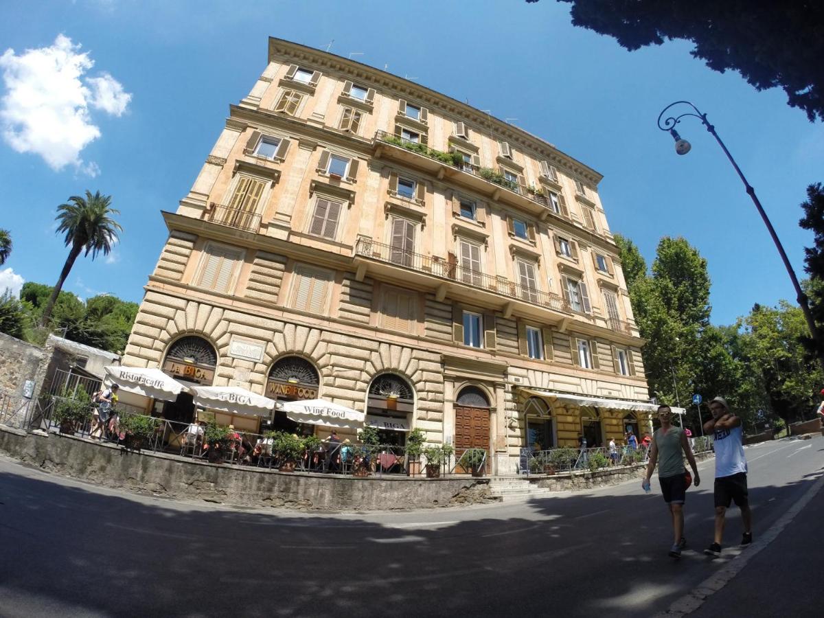 Tre R Colosseo - B&B