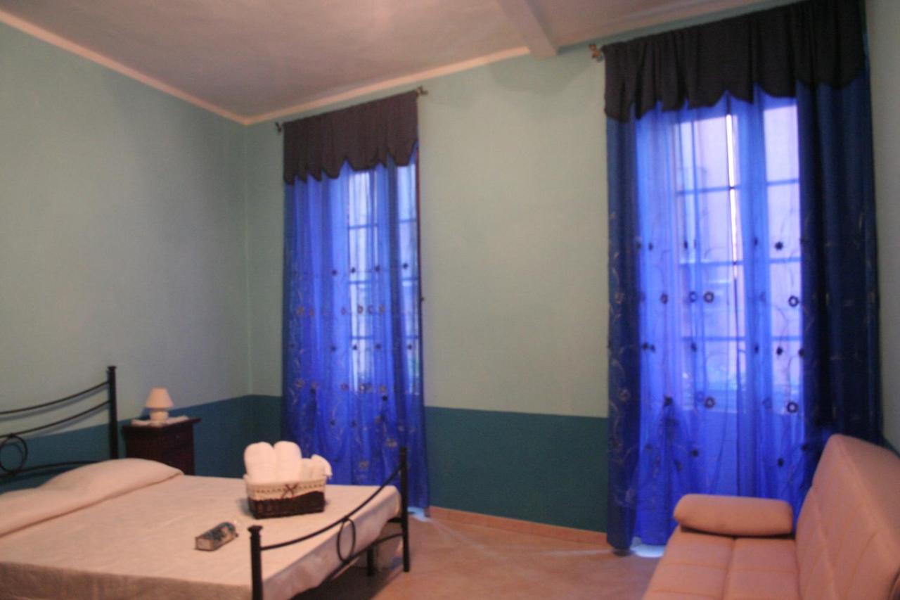 Habitación Doble con baño privado externo