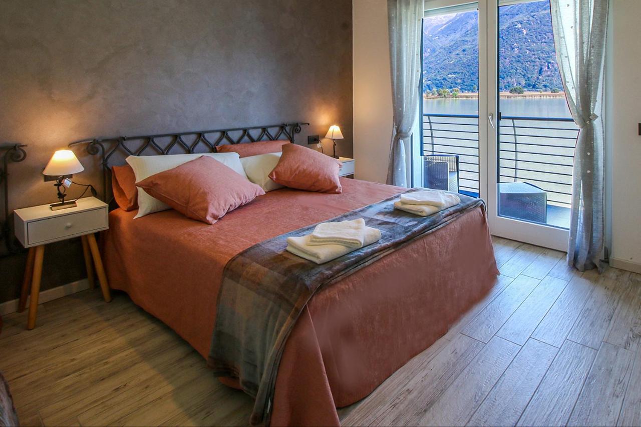 Triple Room with Lake View