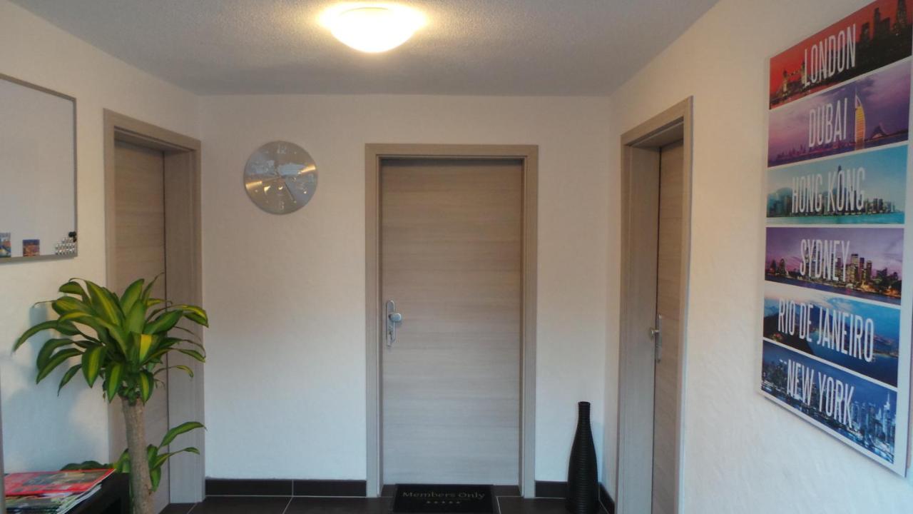 Gästehaus Metropolitan - B&B