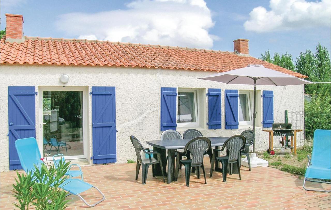 B&B Saint-Urbain - Lovely Home In St Urbain With Kitchen - Bed and Breakfast Saint-Urbain