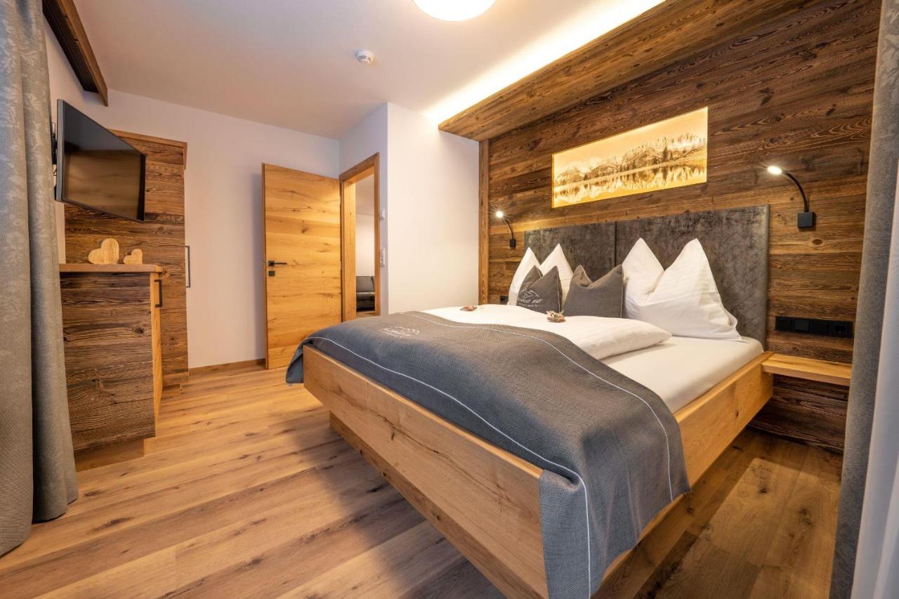 Two-Bedroom Apartment with Shower