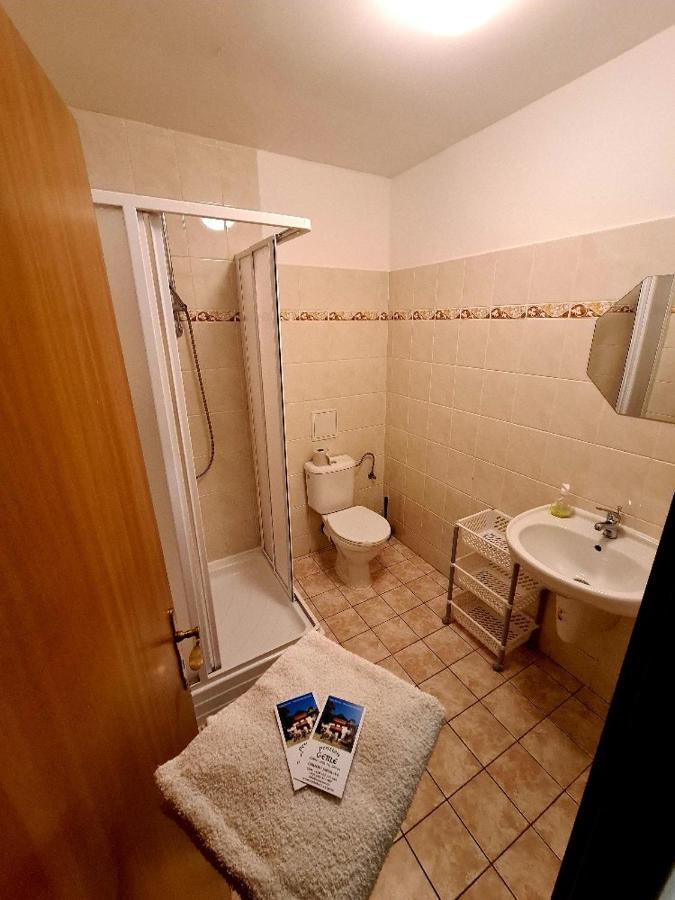 Camera Tripla con Doccia