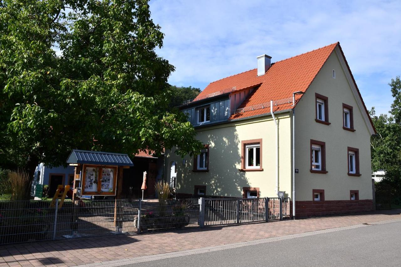 B&B Bundenthal - Ferienhaus Brug - Bed and Breakfast Bundenthal