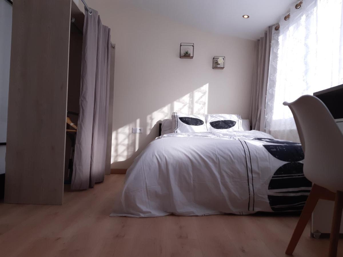 T2 tout confort, GP / Moto / 24h / Le Mans Classic - Ferienwohnung