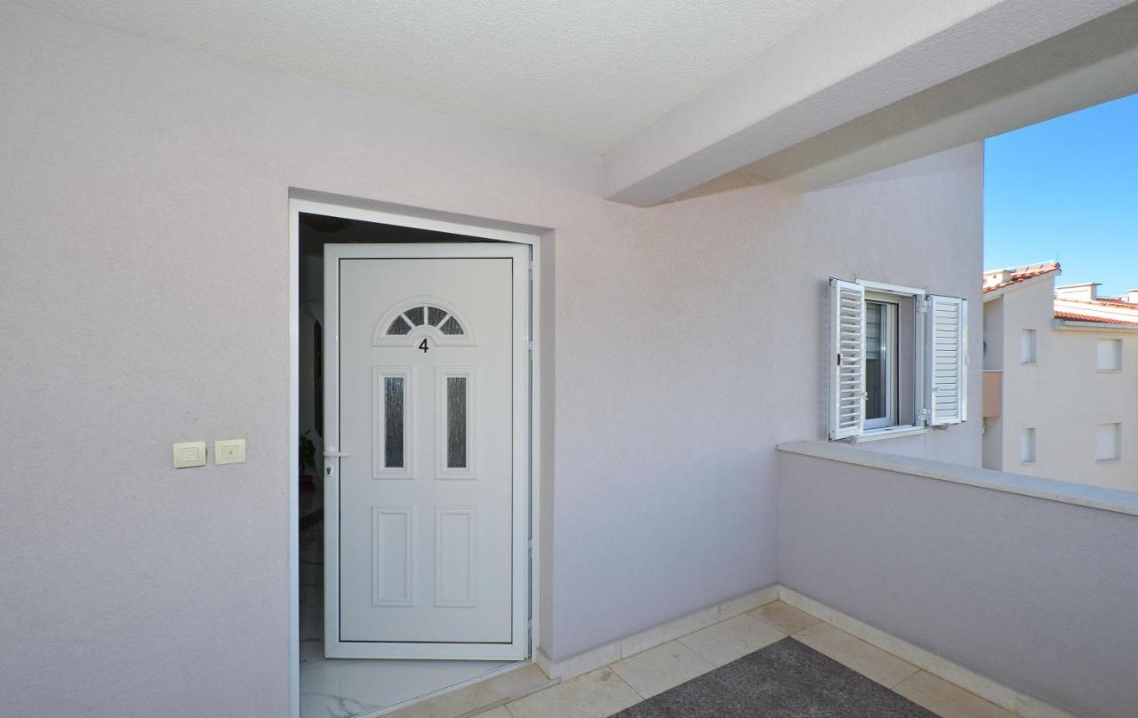 Copacabana Beach Apartments - Chambres d’hôtes Trogir