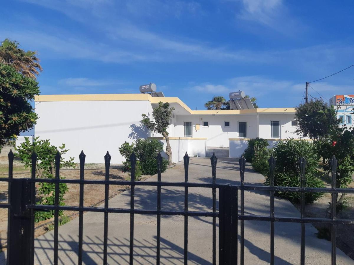 POLITIS STUDIOS - B&B