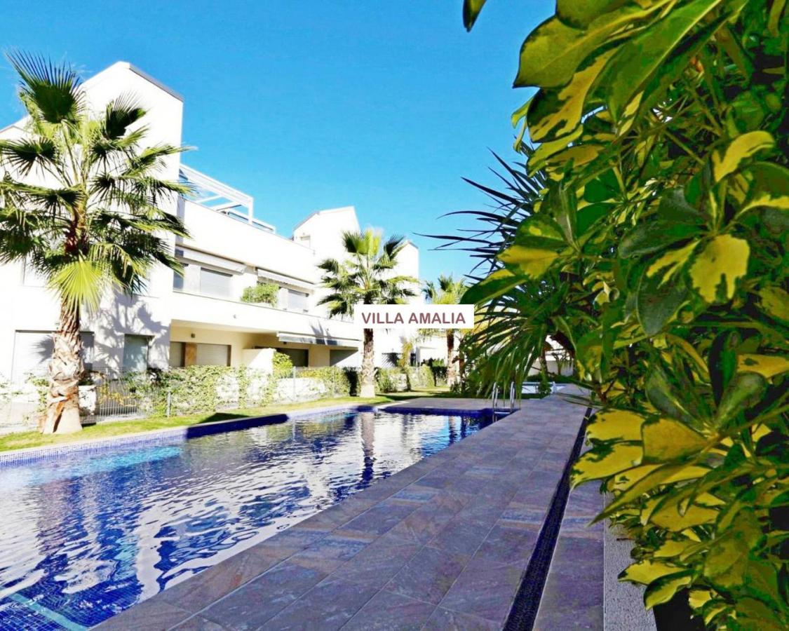 Beach Apartment Amalia - Chambres d’hôtes Torrevieja