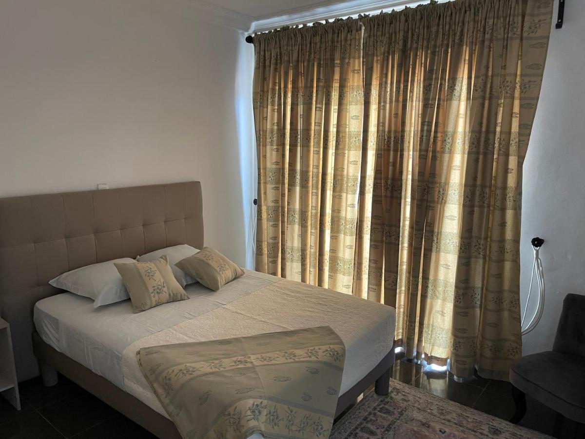 Appartamento con 3 Camere da Letto