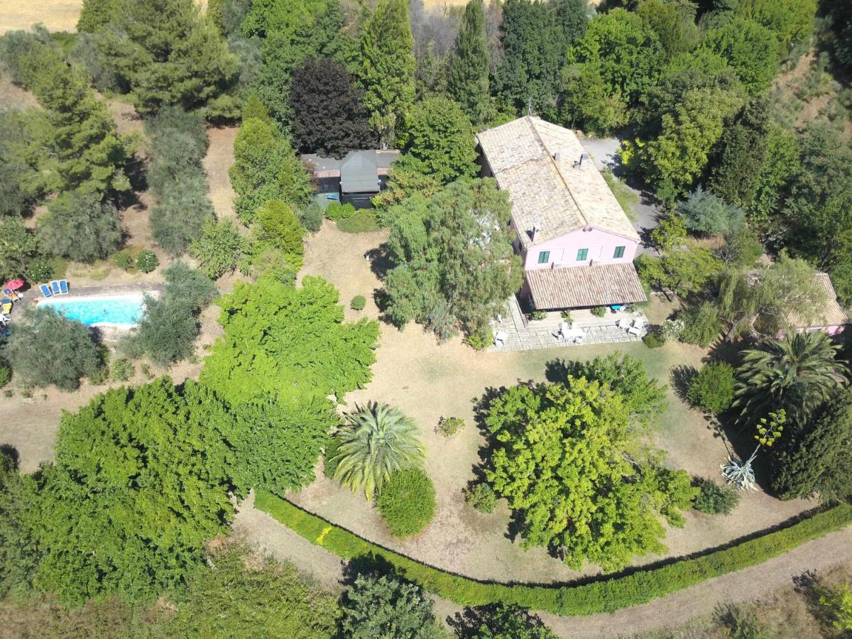La meriggia Agriturismo- Ampio appartamento con terrazza esclusiva - Ferienwohnung