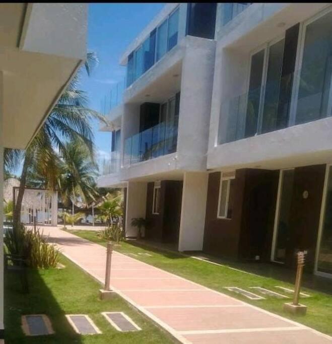 Casa frente al mar con piscina - B&B