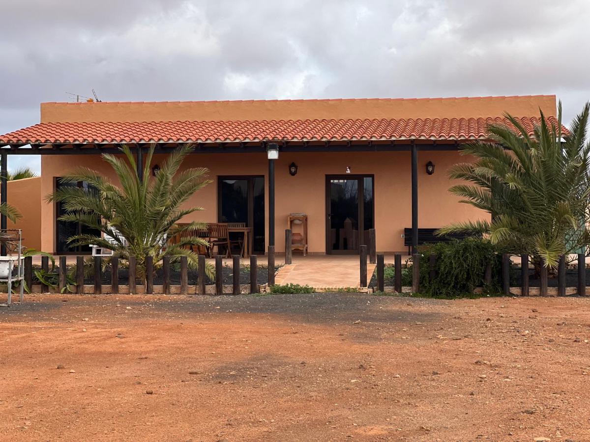 “La Cuadra” - Bed and Breakfast