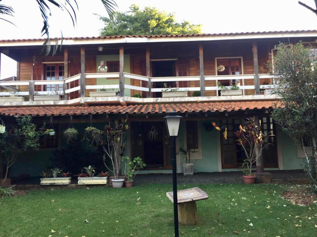 Confortável Casa de Campo em Condomínio Fechado - Ferienwohnung Águas de Lindóia