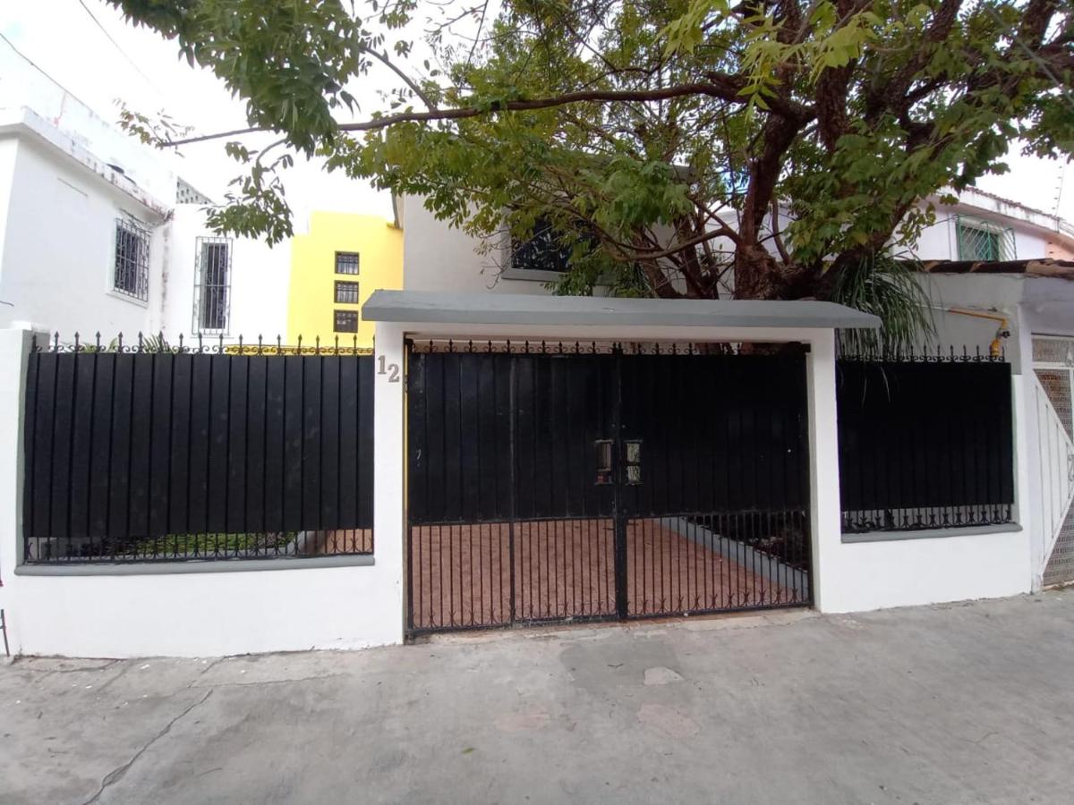 Las Palmas HOSTAL Cancun - B&B Cancún