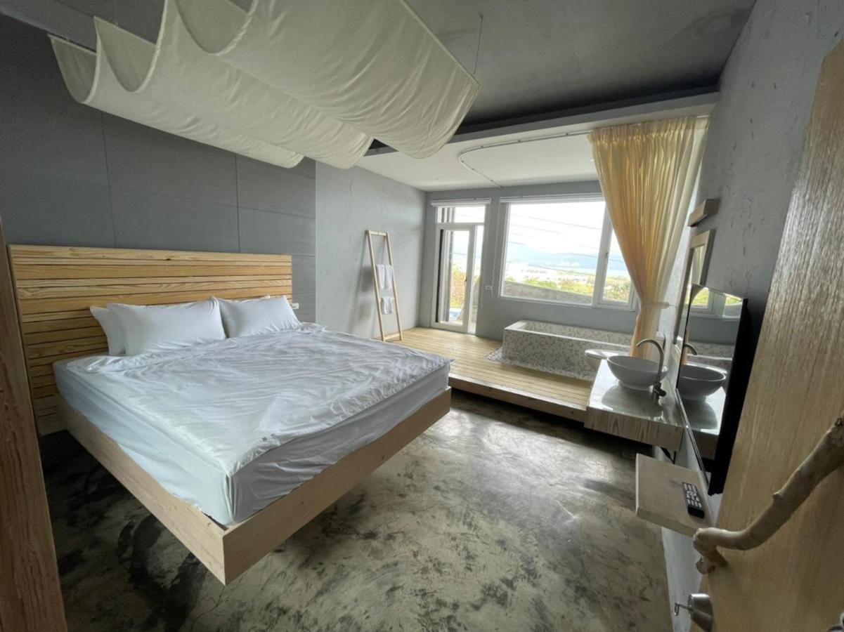 Chambre Lit King-Size - Vue sur Mer