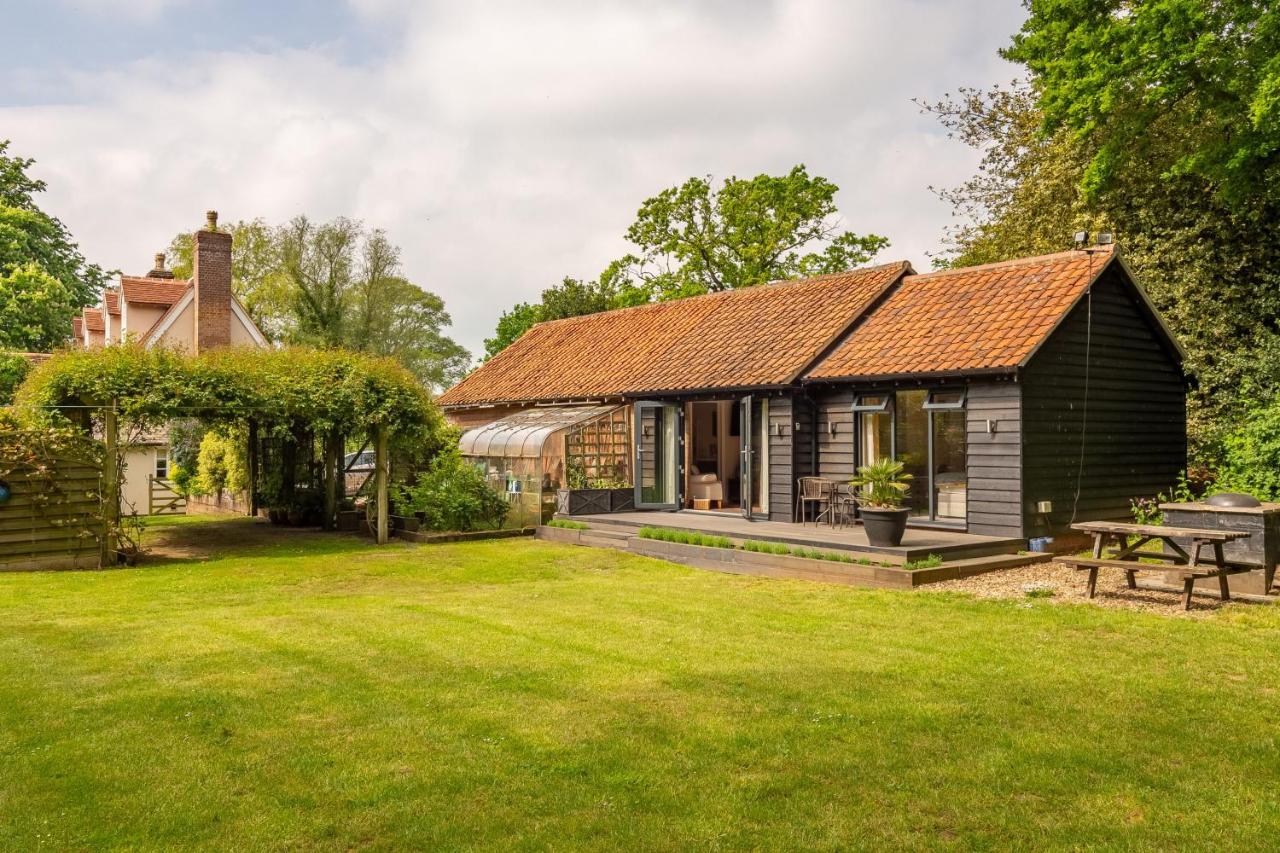 B&B Wherstead - The Lodge, Wherstead - Bed and Breakfast Wherstead