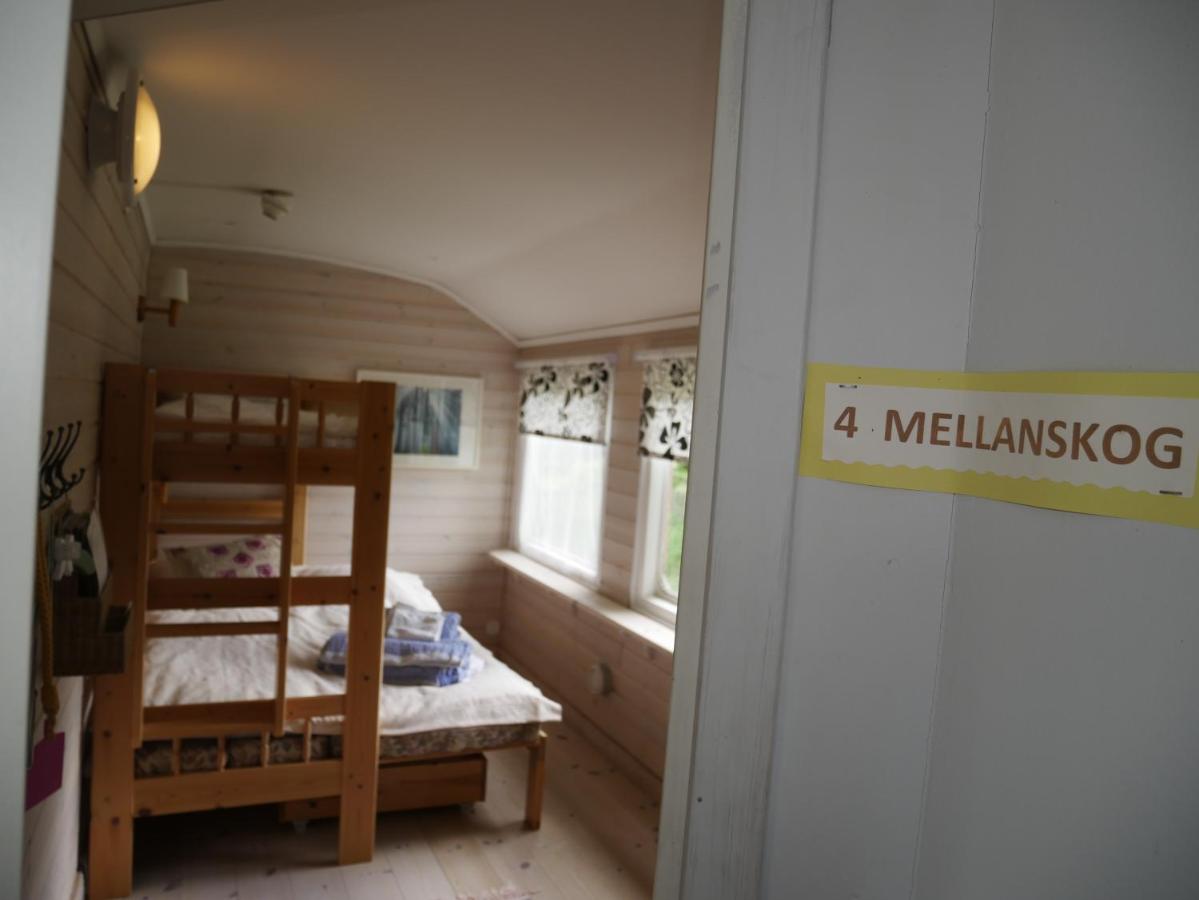 Basic Dreibettzimmer mit Gemeinschaftsbad