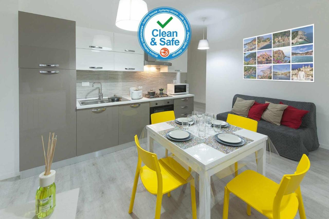 LE TORRI Riviera Holiday - B&B