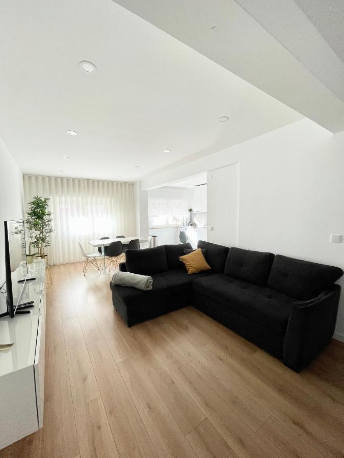 Modern apartment cloud 5 - Amadora - B&B Falagueira