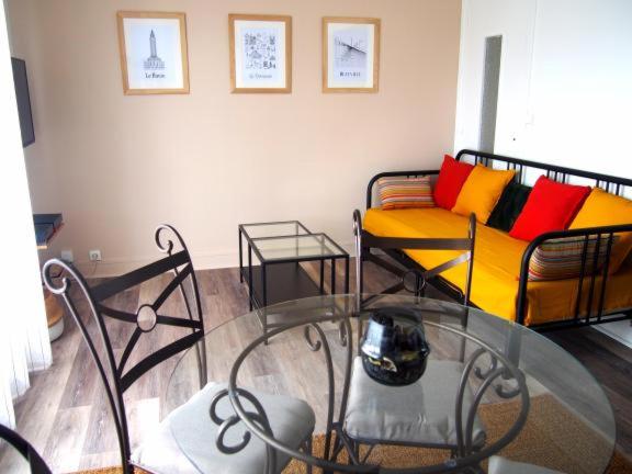 B&B Le Havre - #LH: appartement cosy 2 pieces, vue mer - quartier St Vincent - Bed and Breakfast Le Havre