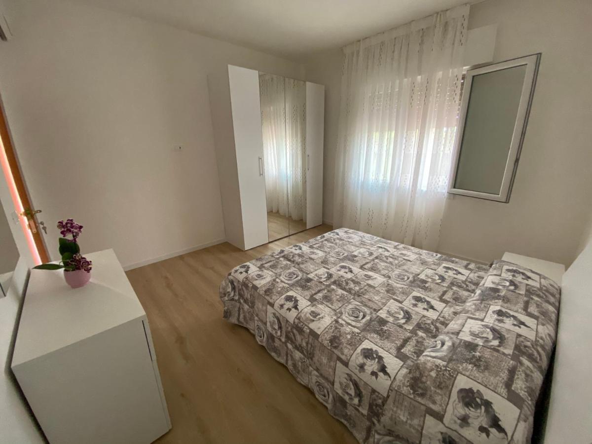 Double Room with Private External Bathroom