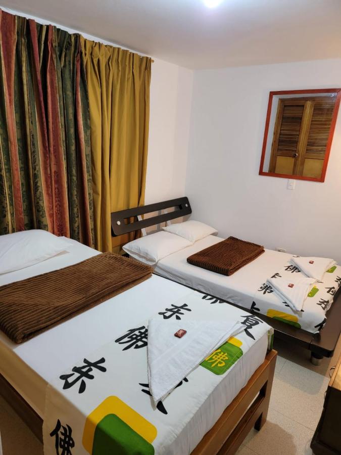 Habitación Familiar con baño privado