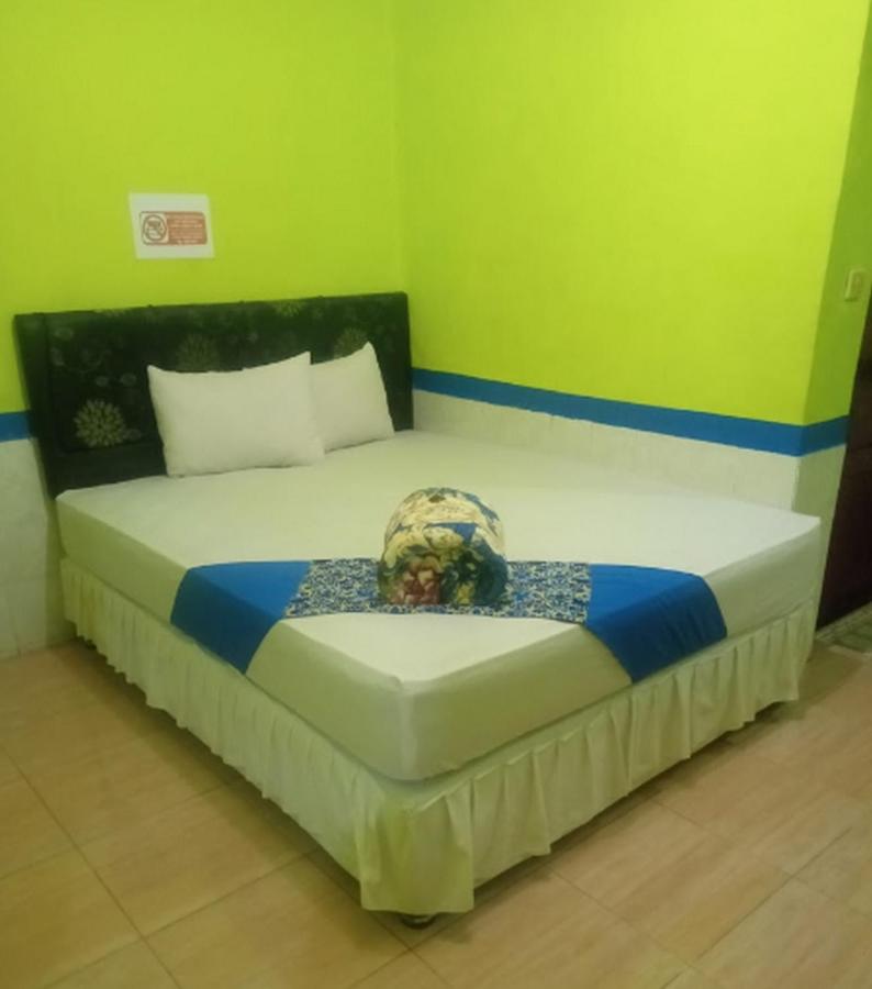 B&B Tana Paser - Hotel Indah Grogot Syariah Mitra RedDoorz - Bed and Breakfast Tana Paser