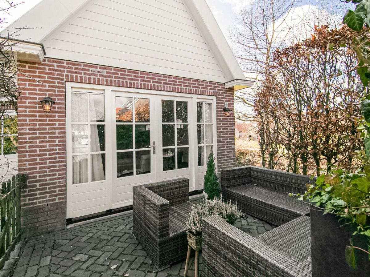 B&B Medemblik - Appealing Holiday Home in Medemblik with Garden - Bed and Breakfast Medemblik