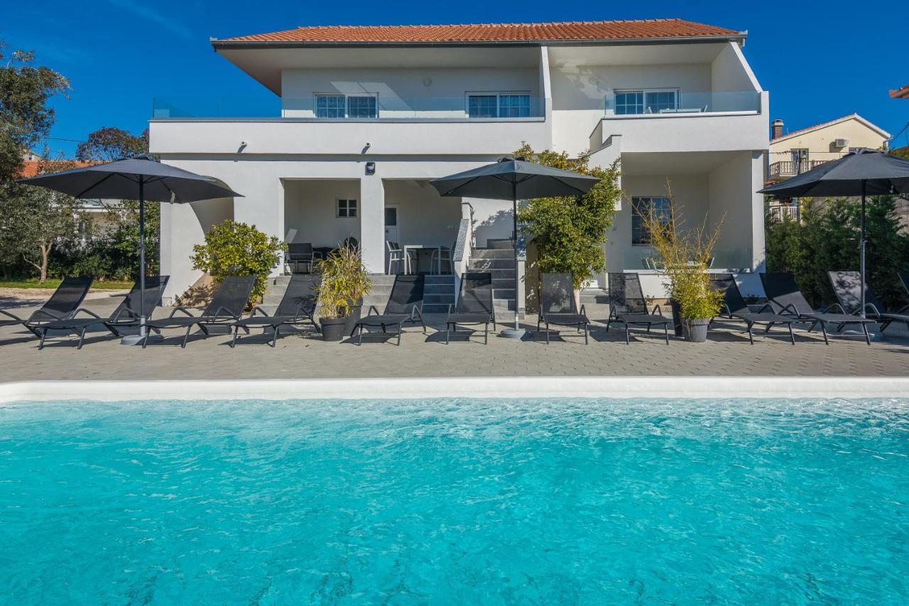 ROYAL CHOICE WITH POOL - B&B Zadar