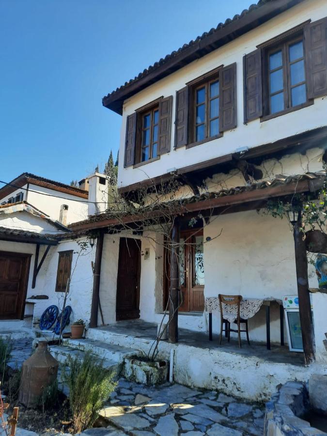 B&B Selçuk - Nikbin Yamaç Pansiyon - Bed and Breakfast Selçuk