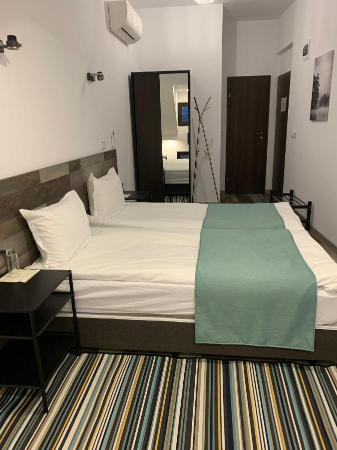 Chambre Double ou Lits Jumeaux Économique