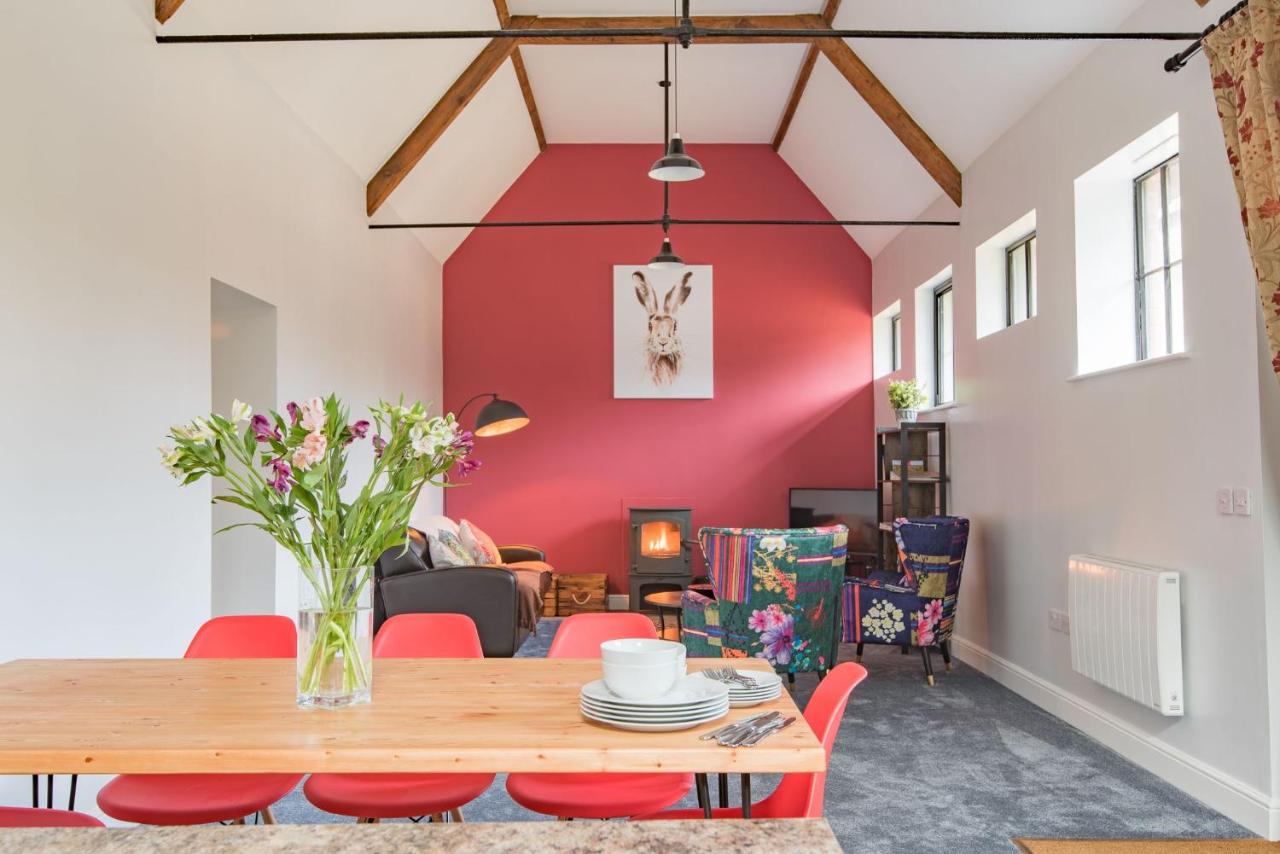The Kennels by Bloom Stays - B&B