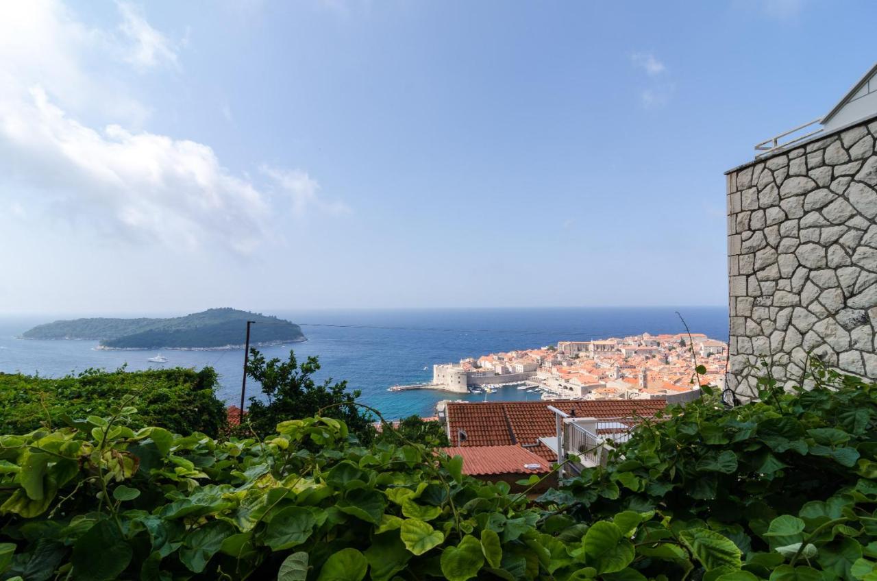 Monolocale Superior con Balcone e Vista Mare