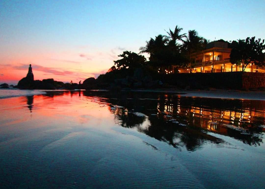 Pousada Sobre as Pedras - B&B Itanhaém