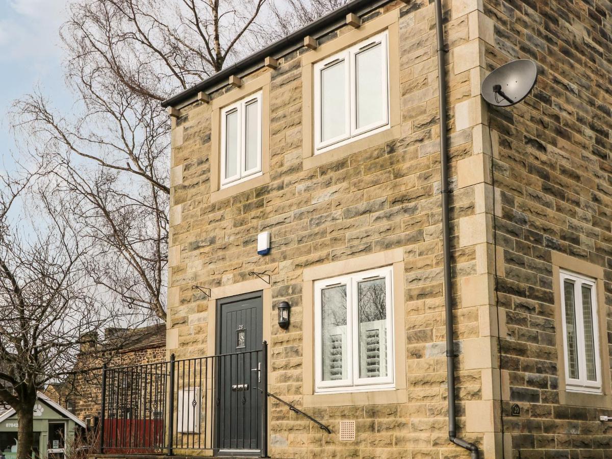 B&B Keighley - Midway House - Bed and Breakfast Keighley