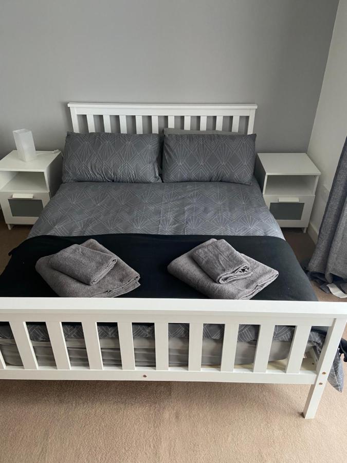 Cosy 3-bedroom house, stones throw to beach - B&B Weymouth