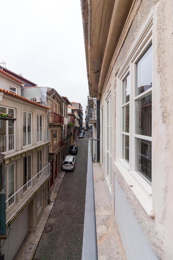 Studio mit Balkon