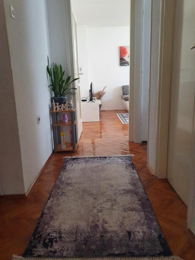 Diamond M Apartment - Bed and Breakfast