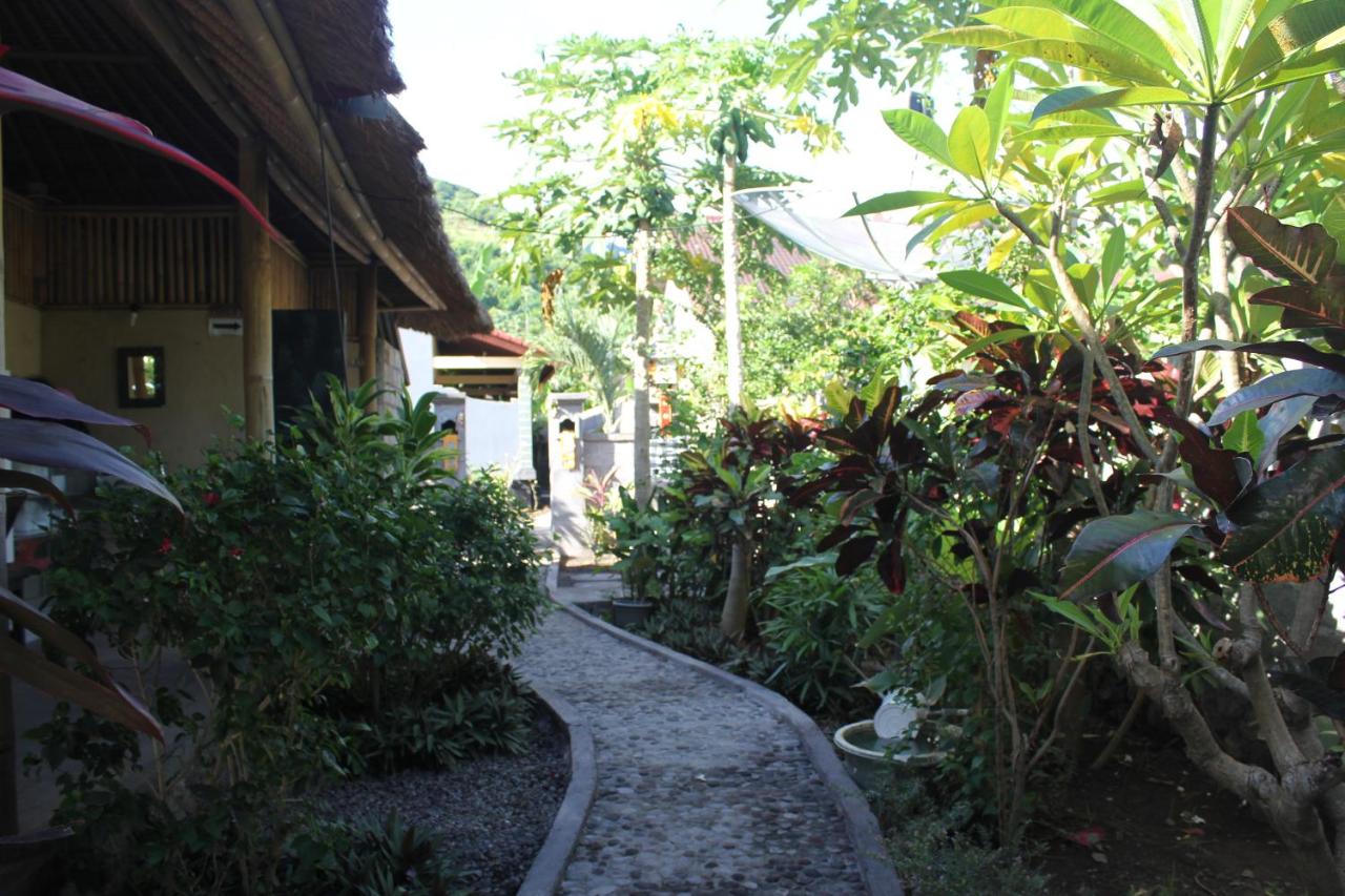 Santa Fe Homestay & Warong - Ferienwohnung Amed