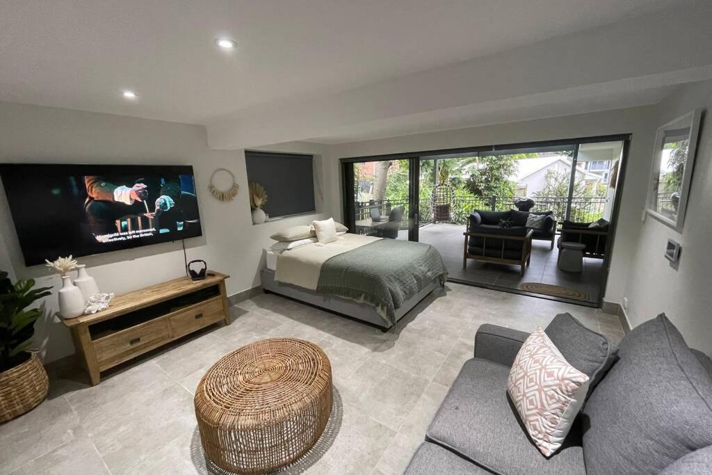 B&B Terrigal - Quiet private getaway, private gym walk 2 beach - Bed and Breakfast Terrigal