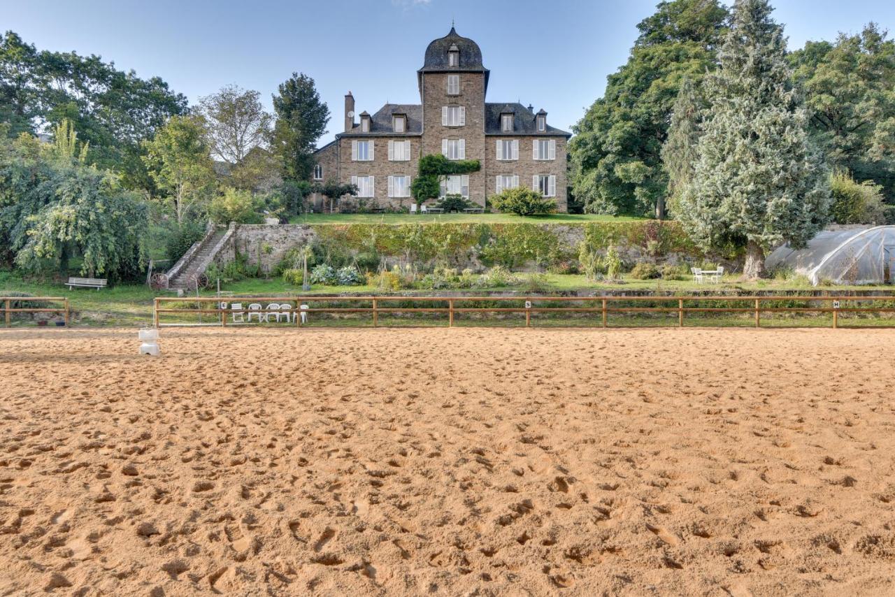 Le Domaine de Linars - L'Aile du Château - Chambres d’hôtes