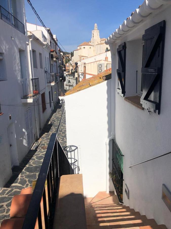 Beachfront Penthouse with Sea Views in CADAQUES - Ferienwohnung Cadaqués