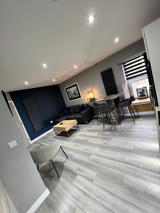 Town centre 3 bed luxury apartment - B&B Wick